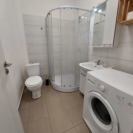 At Blv Magheru Apartment Bucharest